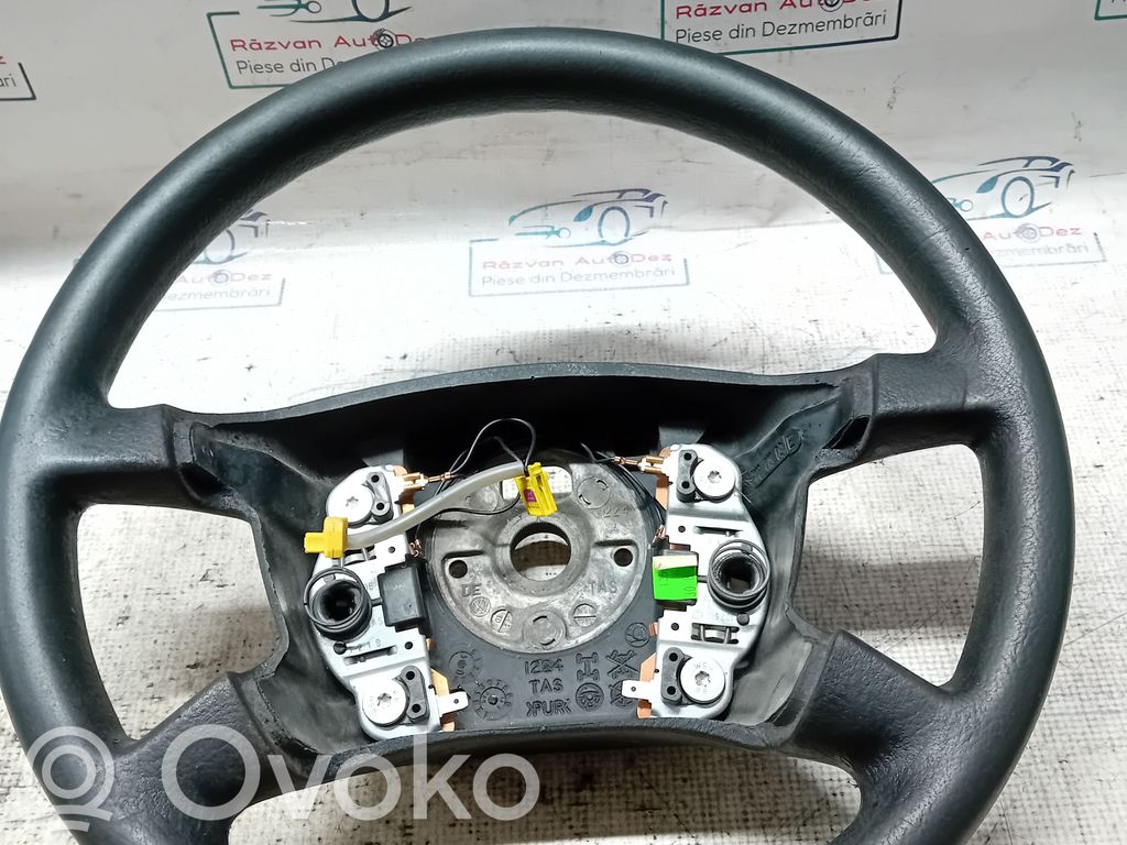 Skoda Fabia Mk2 (5J) Steering wheel 