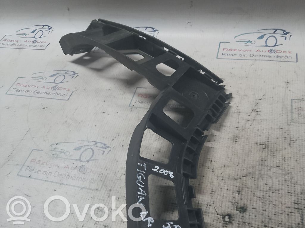 Volkswagen Tiguan Bumper support mounting bracket corner 
