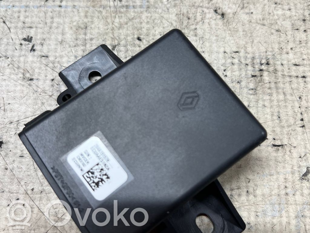 Dacia Duster Sonstige Steuergeräte / Module 