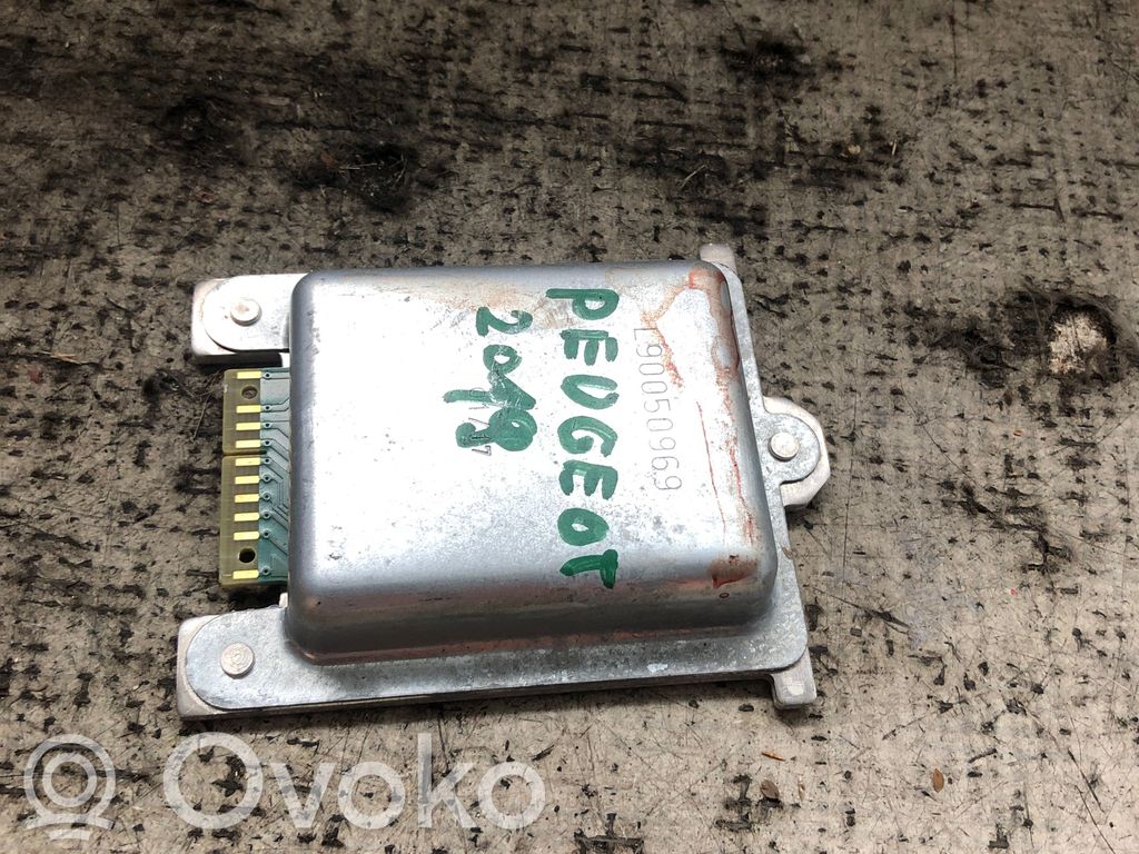 Peugeot 3008 I Light module LCM 