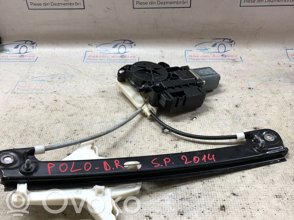 Volkswagen Cross Polo Alzacristalli della portiera posteriore con motorino 