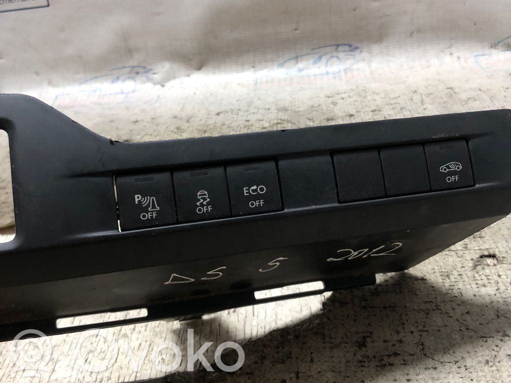 Citroen DS5 Przełącznik / Przycisk kierownicy 