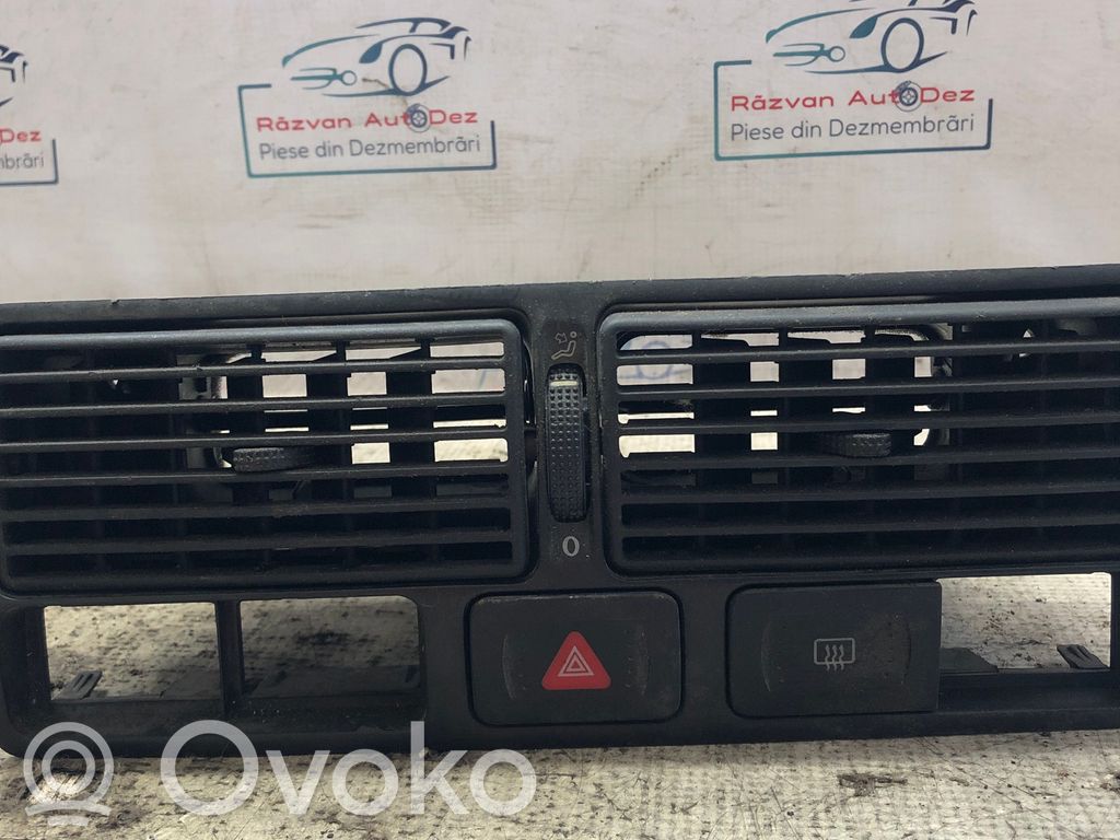 Volkswagen Golf IV Grilă ventilație centrală 