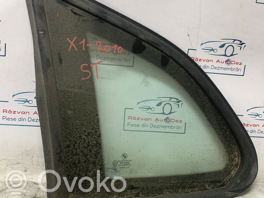 BMW X1 E84 Geam triunghi față 