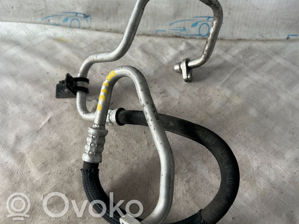 Ilmastointilaitteen putki (A/C)   924900079R,924900079R