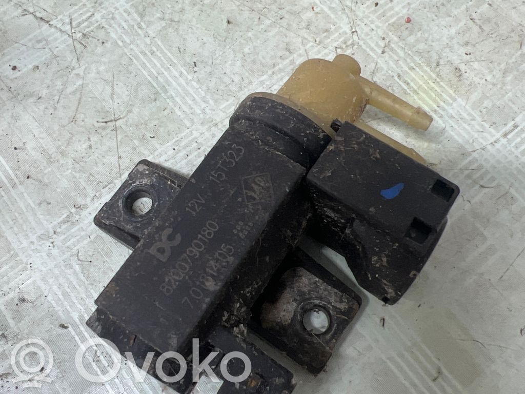 Nissan X-Trail T30 Solenoidinis vožtuvas 