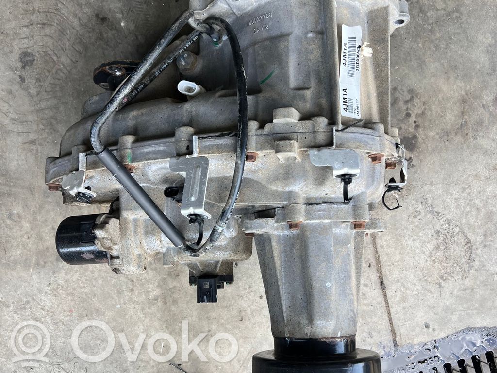 Nissan Navara D22 Skrzynia rozdzielcza / Reduktor 