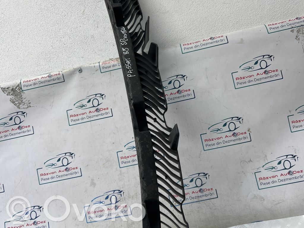 Volkswagen PASSAT B8 Suport montare bară spate 