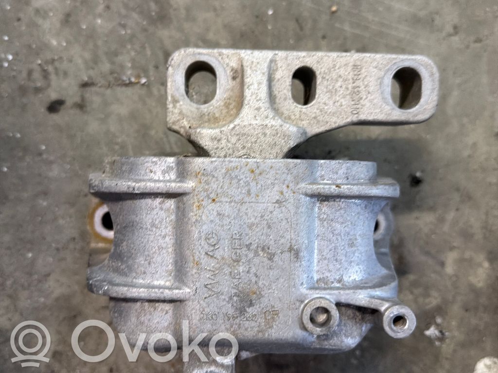 Moottorin kiinnikekorvake   1K0199262CF