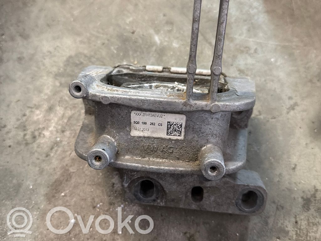 Volkswagen Golf VII Suport tampon motor
