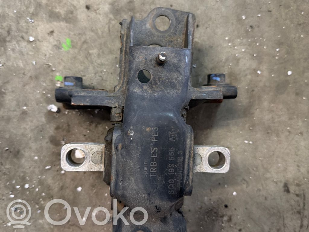 Skoda Fabia Mk3 (NJ) Supporto di montaggio del motore