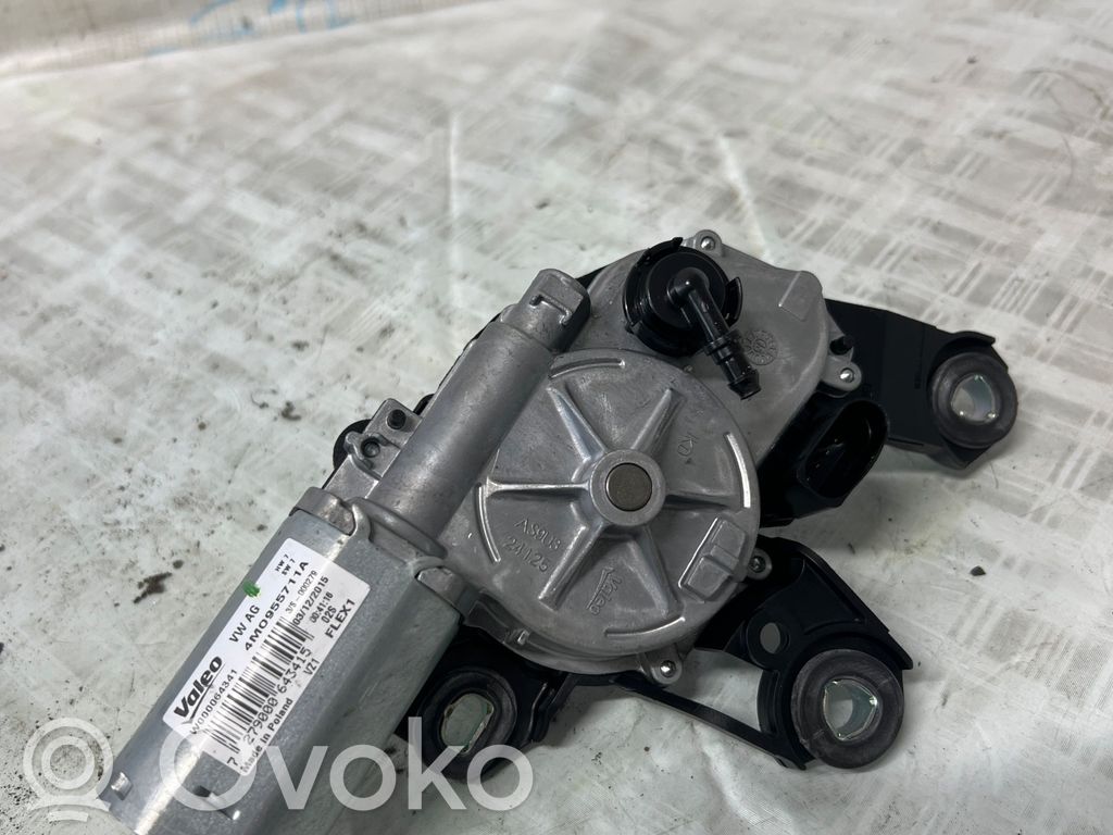 Audi A4 S4 B9 Silniczek wycieraczki szyby tylnej 