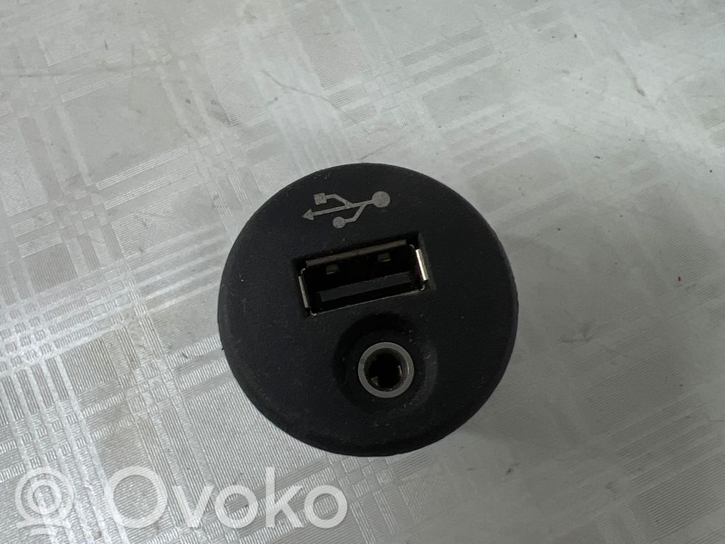 Nissan Qashqai Centralina USB