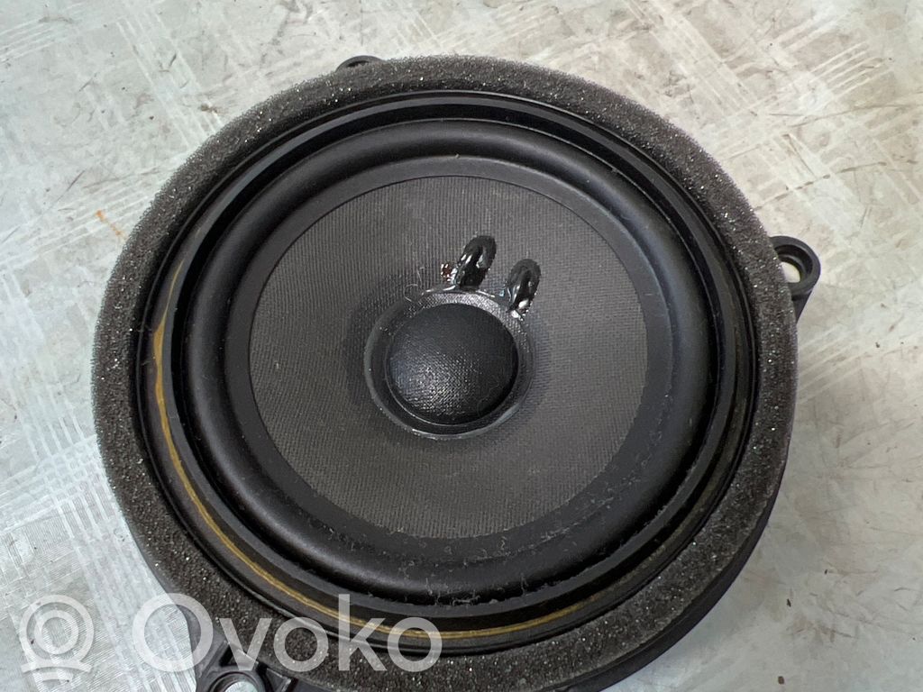 BMW 5 E12 Ramă difuzor central bord 