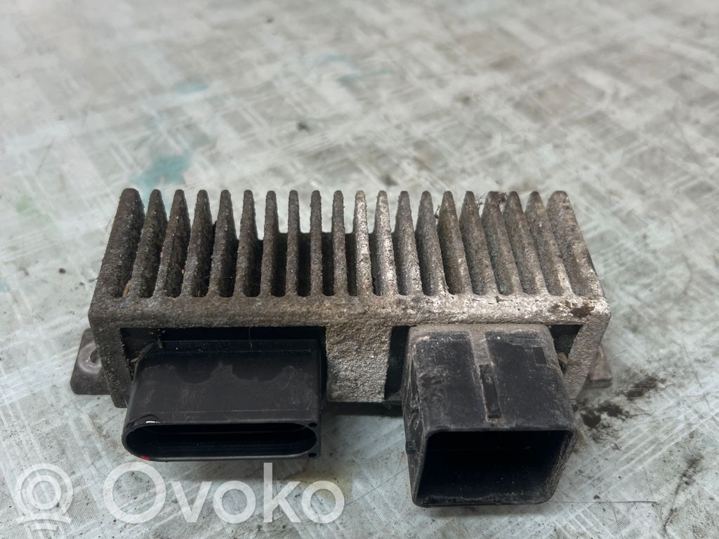 Nissan X-Trail T30 Przekaźnik / Modul układu ogrzewania wstępnego 