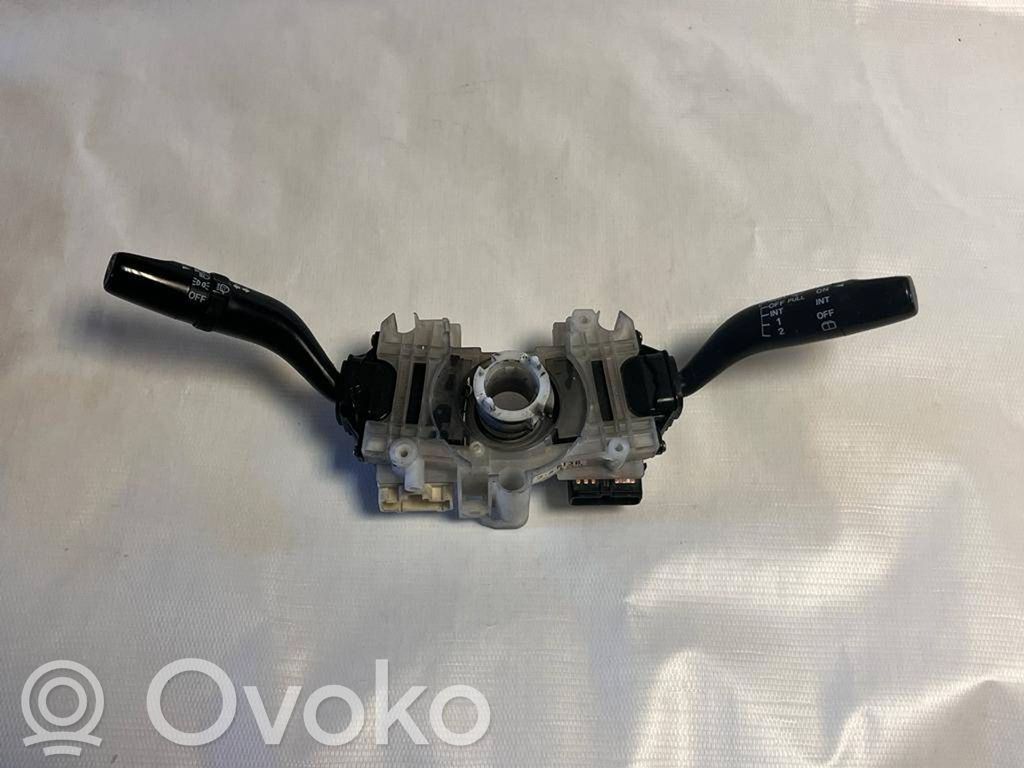 Mazda Premacy Commodo, commande essuie-glace/phare 