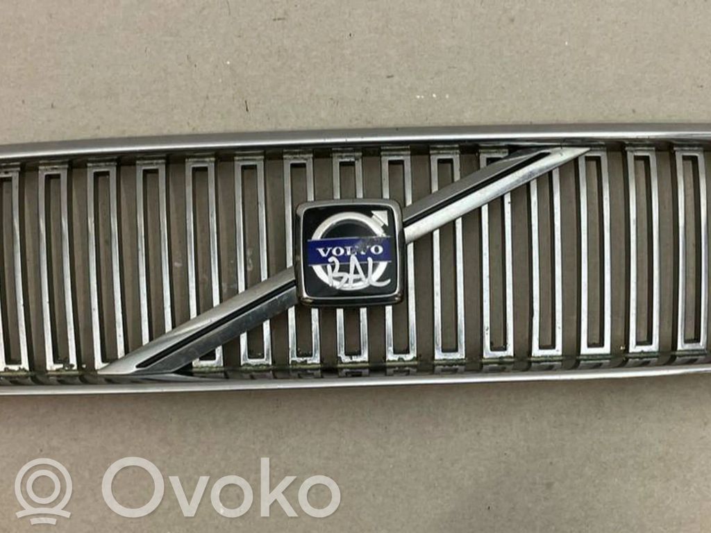 Volvo V50 Front grill 