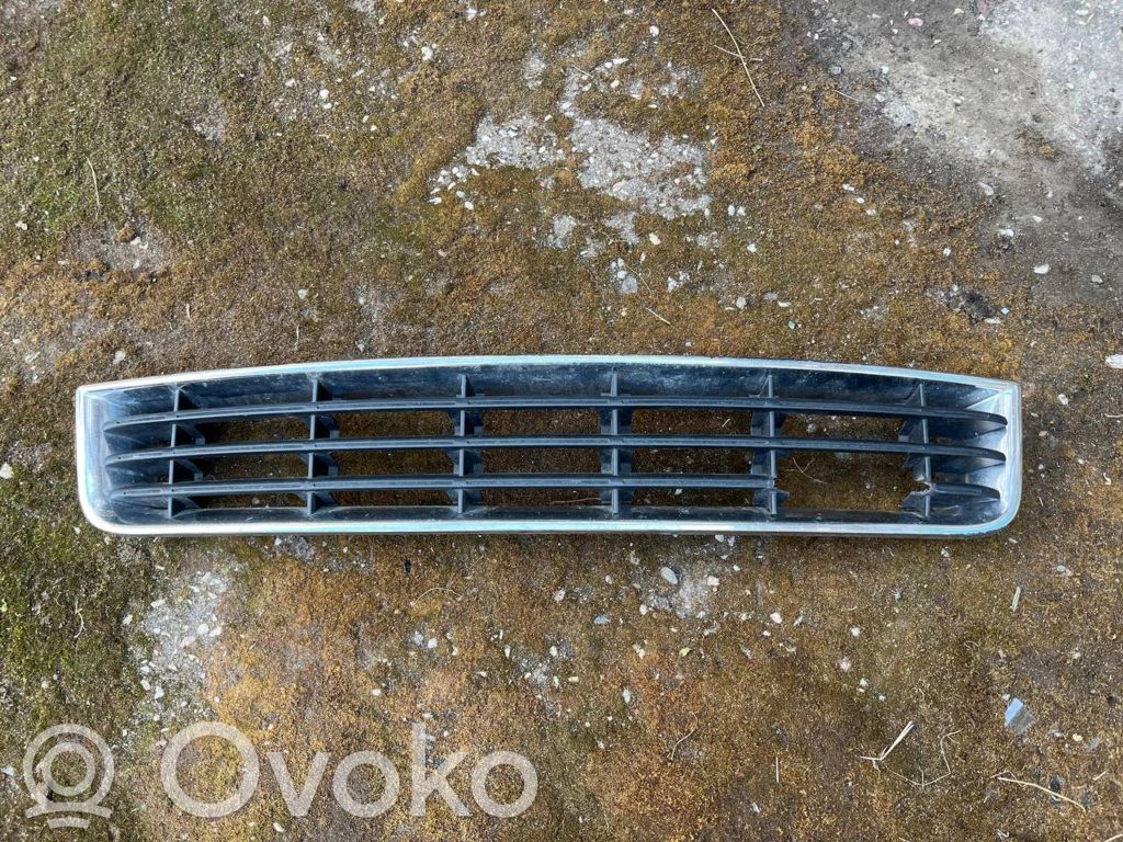 Audi A8 S8 D3 4E Front bumper lower grill 