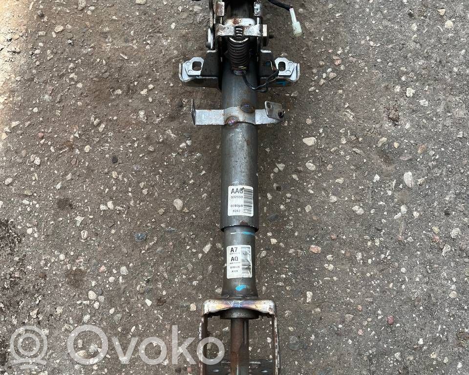 Chevrolet Lacetti Ohjauspyörän akseli 