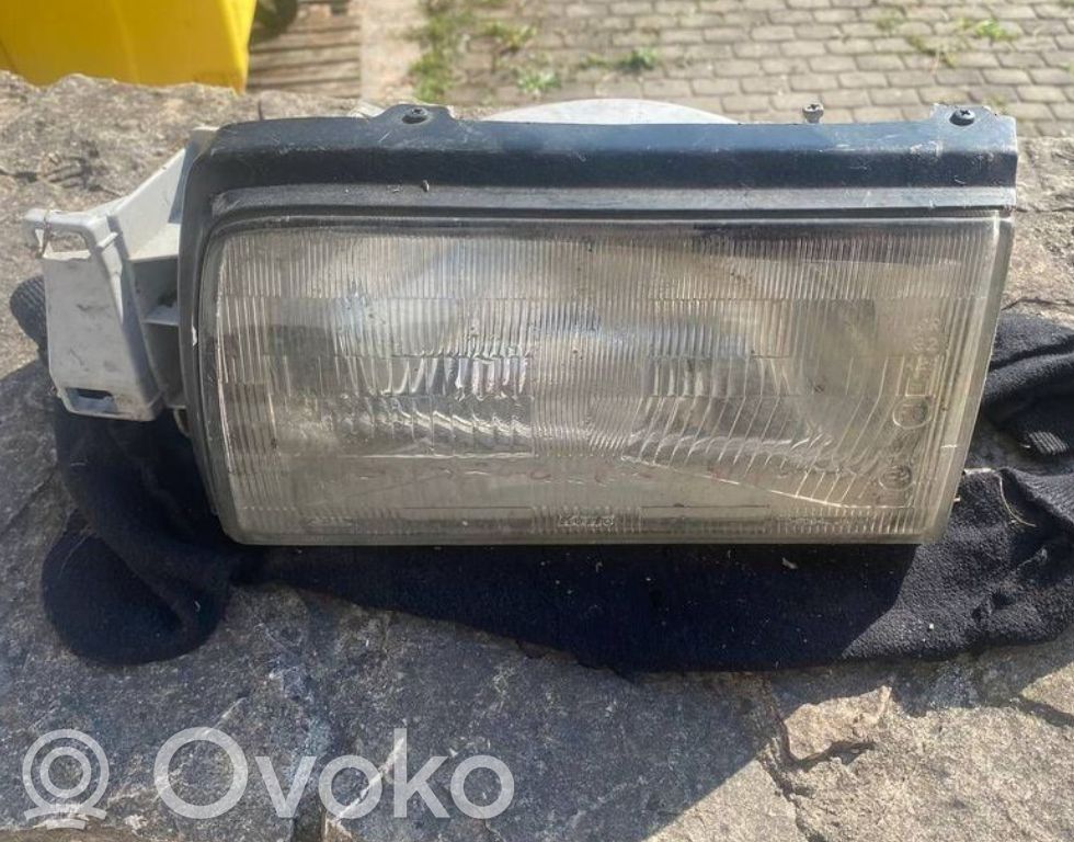 Scheinwerfer   11061191