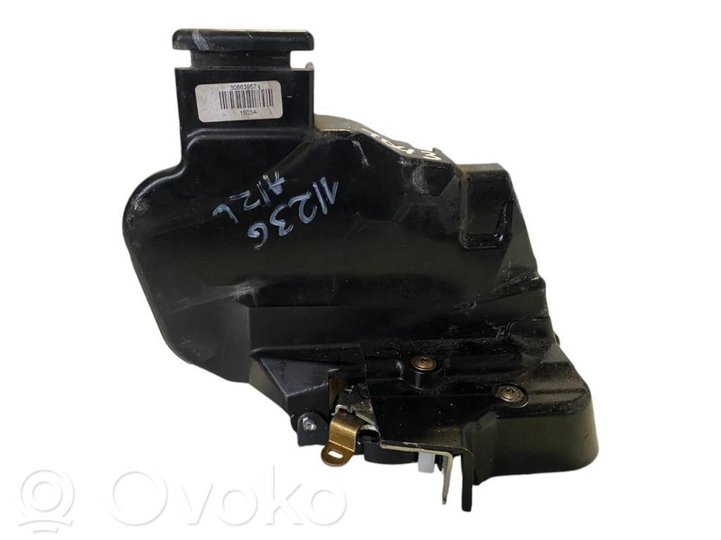 Volvo S40 Rear door lock 