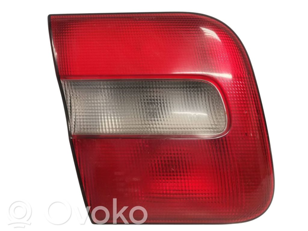 Volvo S70  V70  V70 XC Tailgate rear/tail lights 