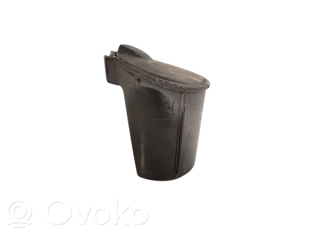 Volvo V70 Ashtray (front) 