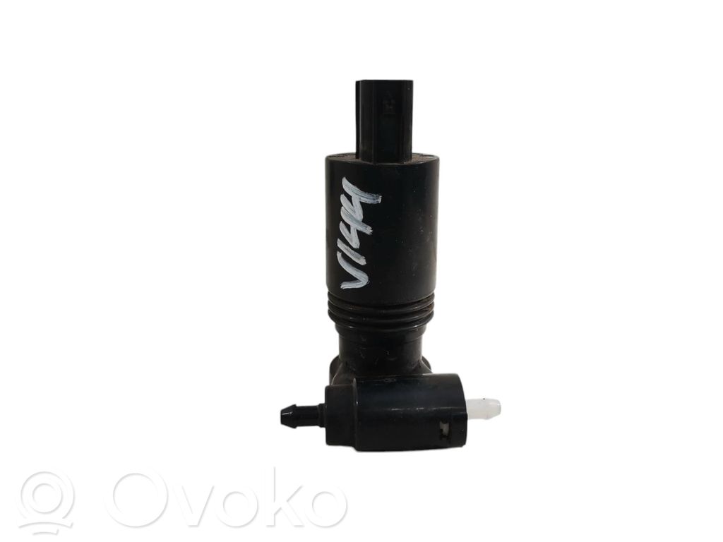 Volvo XC60 Windscreen/windshield washer pump 
