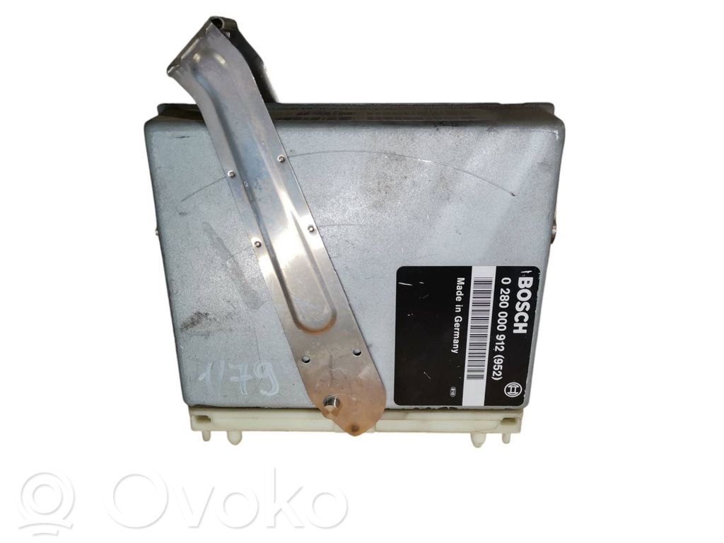 Volvo 850 Engine control unit/module 