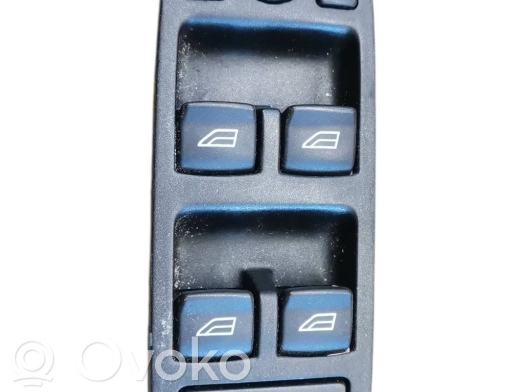 Volvo V50 Electric window control switch 
