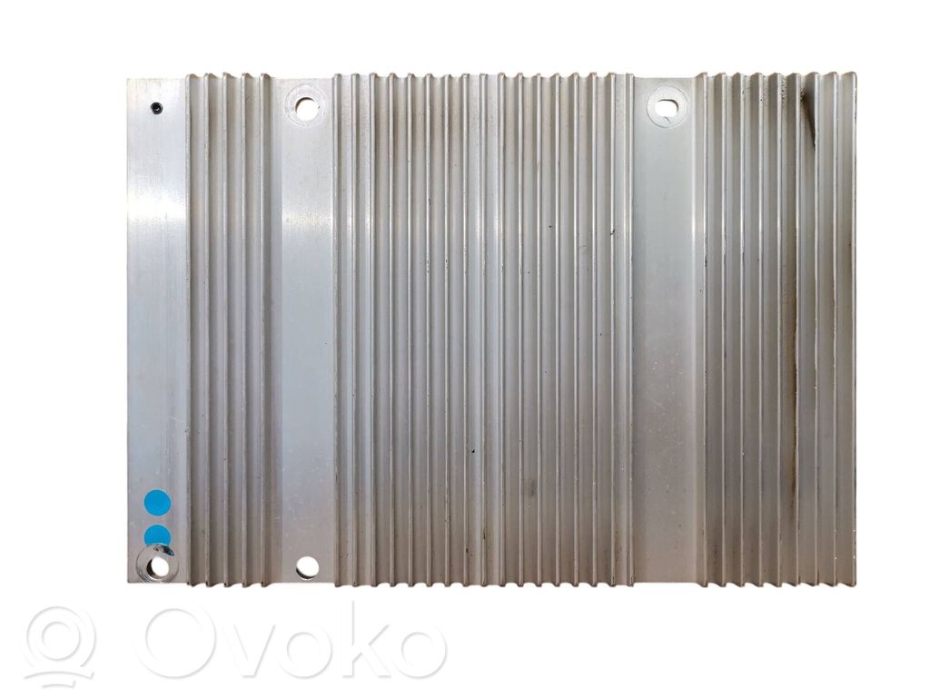 Volvo S40 Sound amplifier 