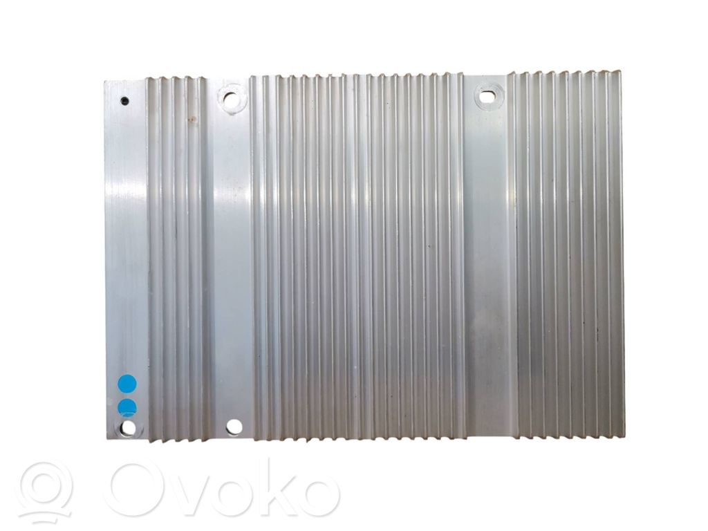 Volvo V50 Garso stiprintuvas 