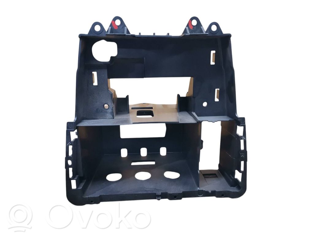 Volvo V70 Radio/GPS head unit trim 