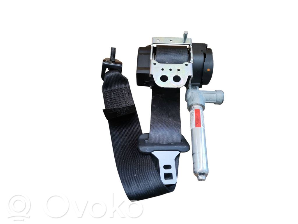 Volvo C30 Cinturón trasero 