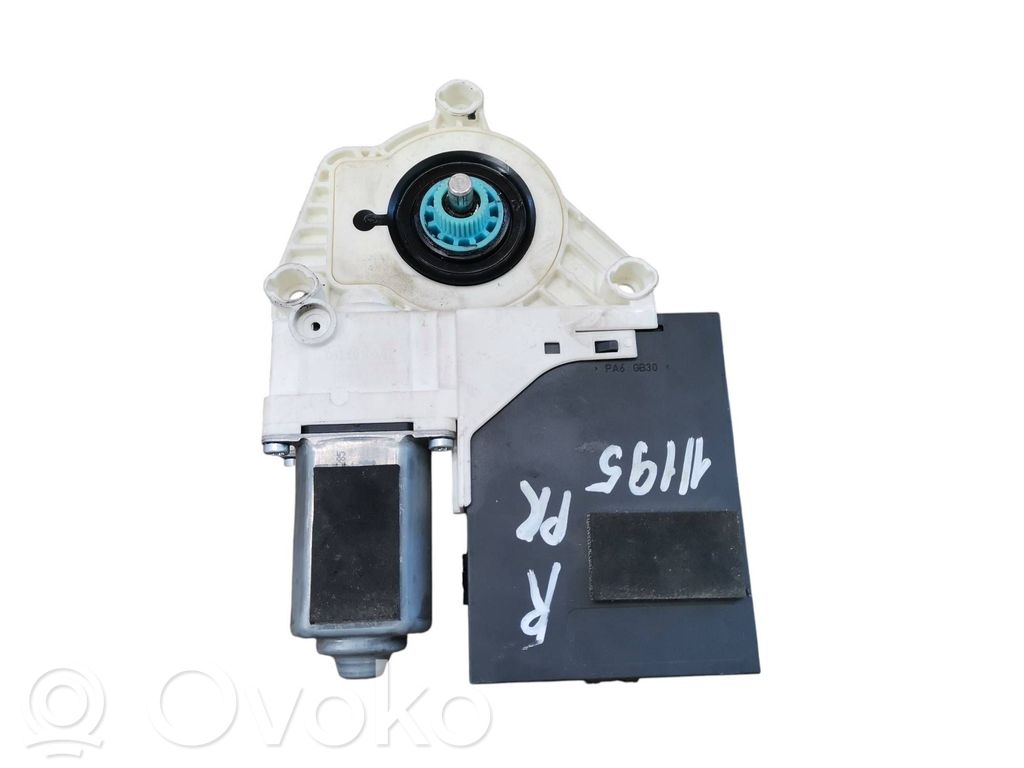 Volvo V50 Front door window regulator motor 