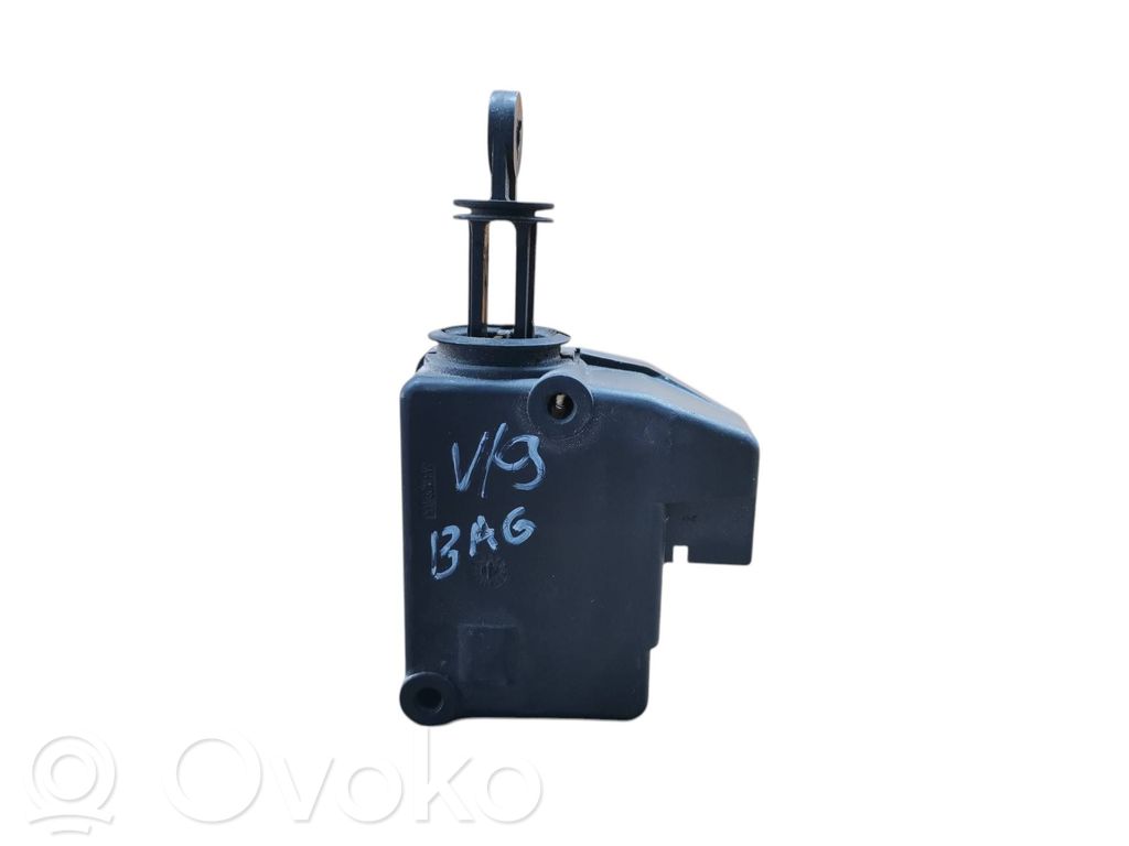 Volvo S40, V40 Tailgate lock latch 