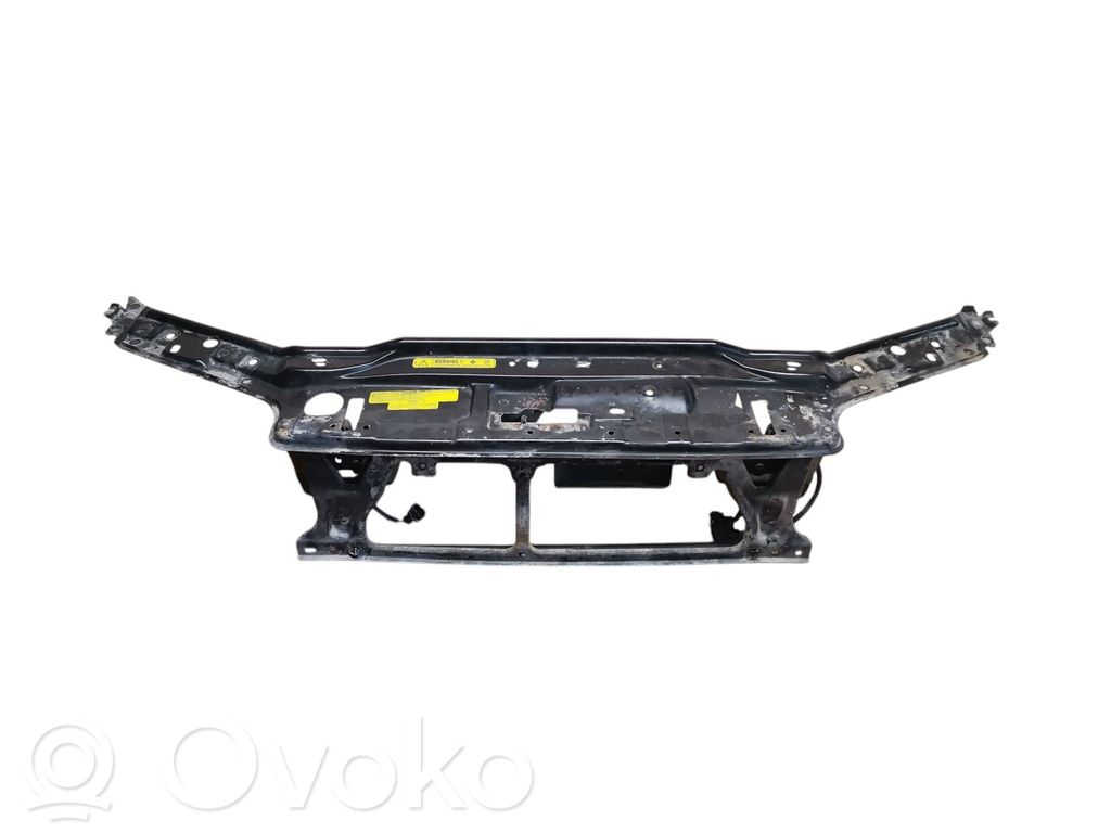 Volvo V70 Панель радиаторов 
