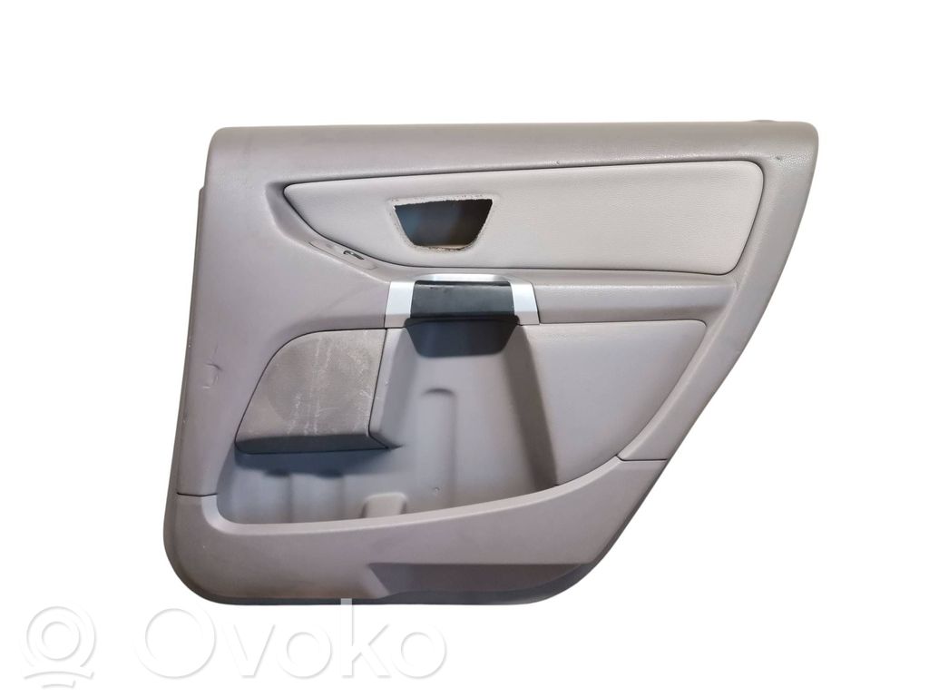 Volvo XC90 Apšuvums aizmugurējām durvīm 