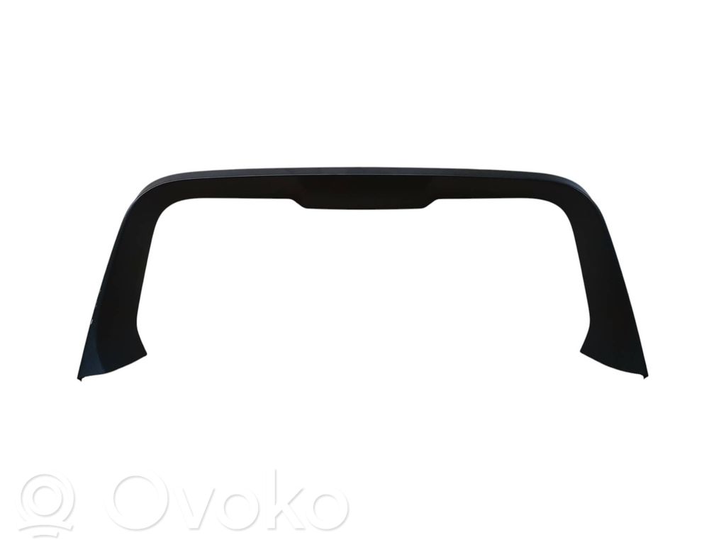 Volvo XC70 Tailgate trim 
