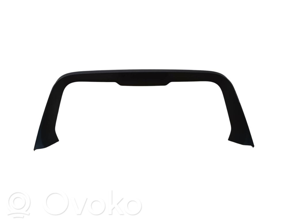 Volvo XC70 Tailgate trim 