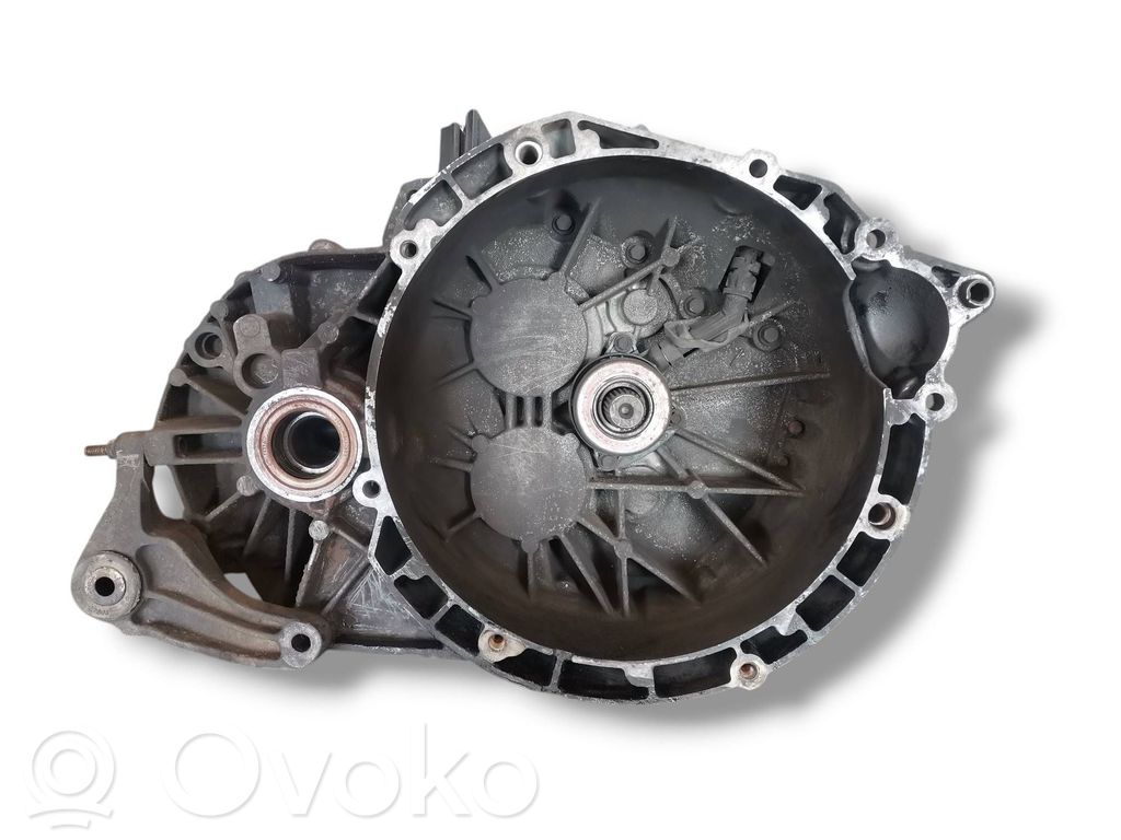 Volvo V50 Manualna 6-biegowa skrzynia biegów 
