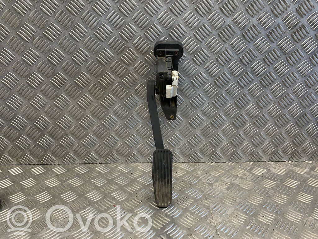 Volvo XC90 Pedał gazu / przyspieszenia 