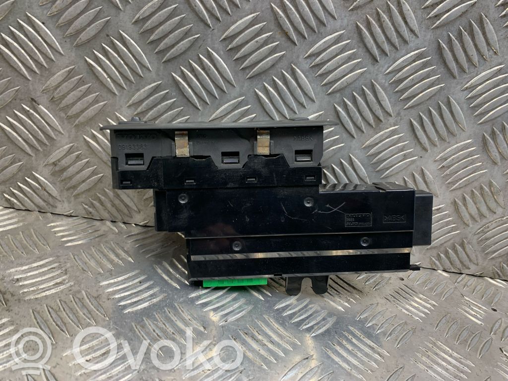 Volvo V70 Electric window control switch 