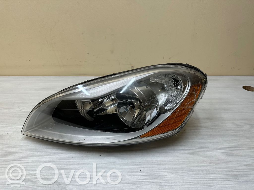 Volvo XC60 Scheinwerfer 