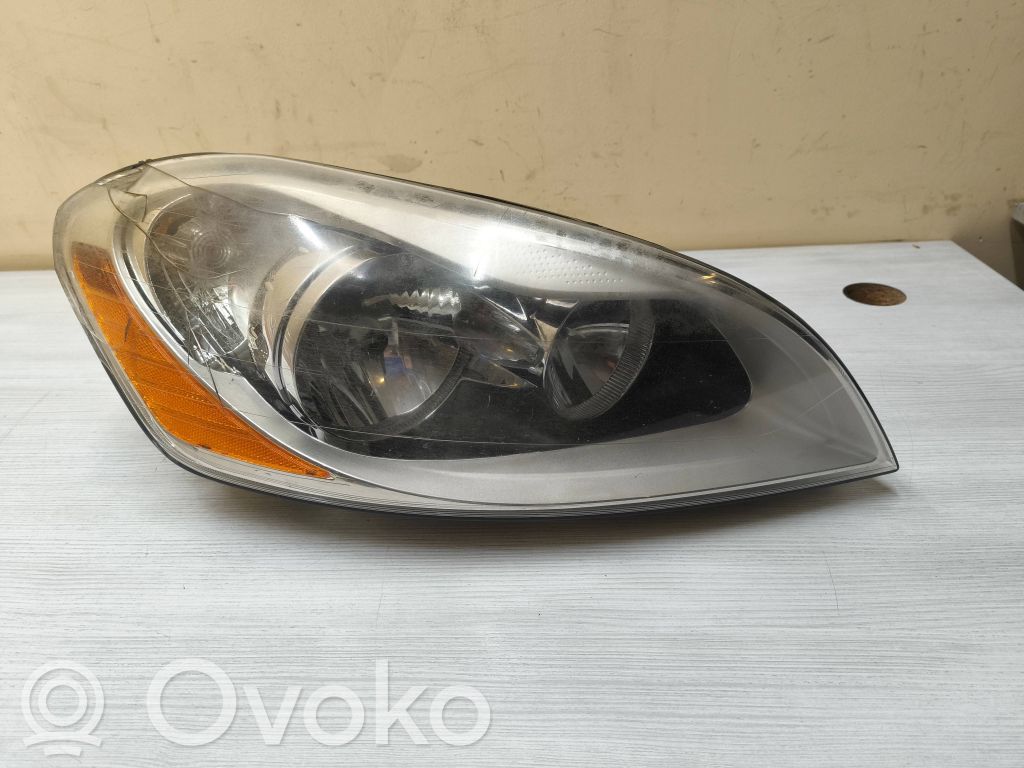 Volvo XC60 Headlight/headlamp 