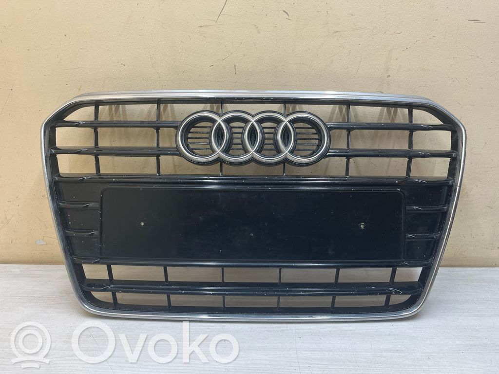 Audi A5 8T 8F Maskownica / Grill / Atrapa górna chłodnicy 