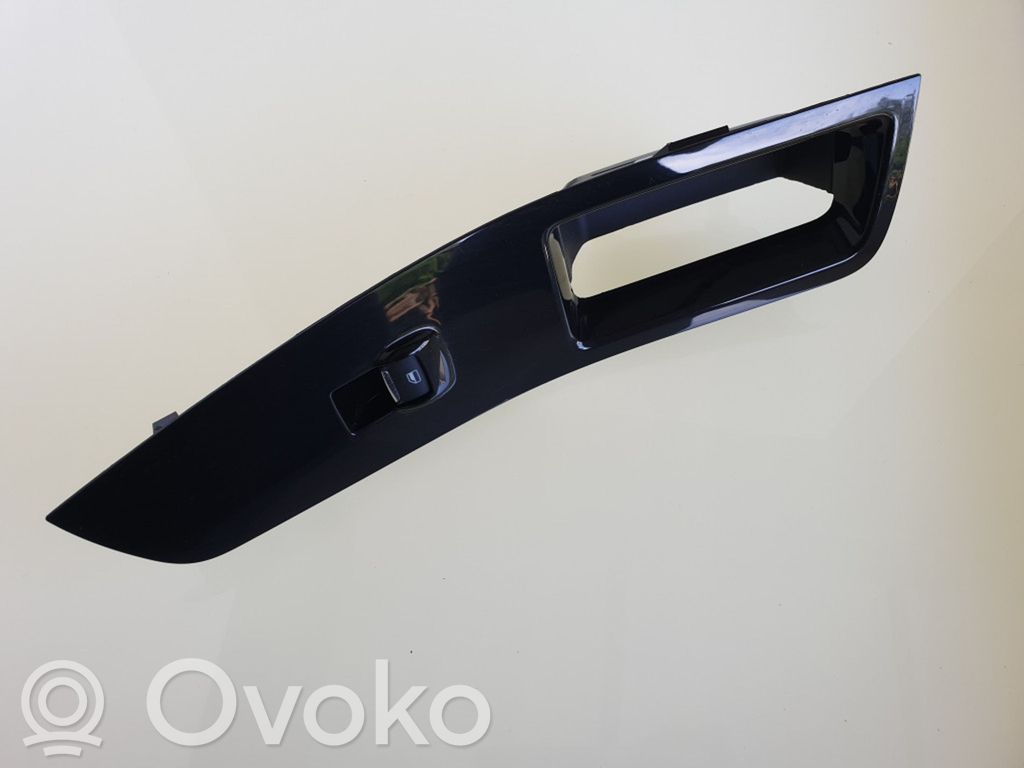 Electric window control switch   FT4B14A563,672026364