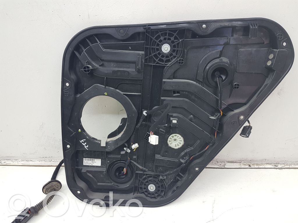 Hyundai Tucson TL Rear window lifting mechanism without motor 