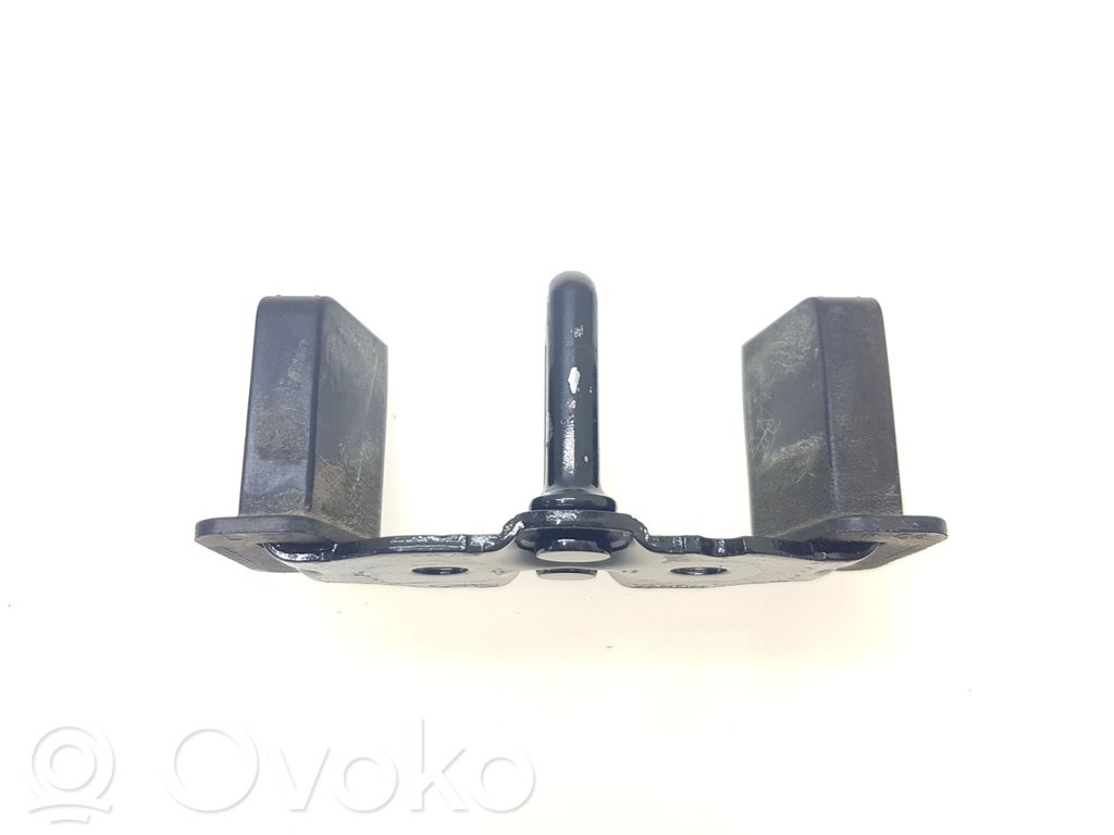 Ford Escape IV Loading door lock loop/hook striker 