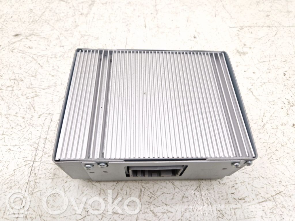 Ford Fusion II Voltage converter inverter 